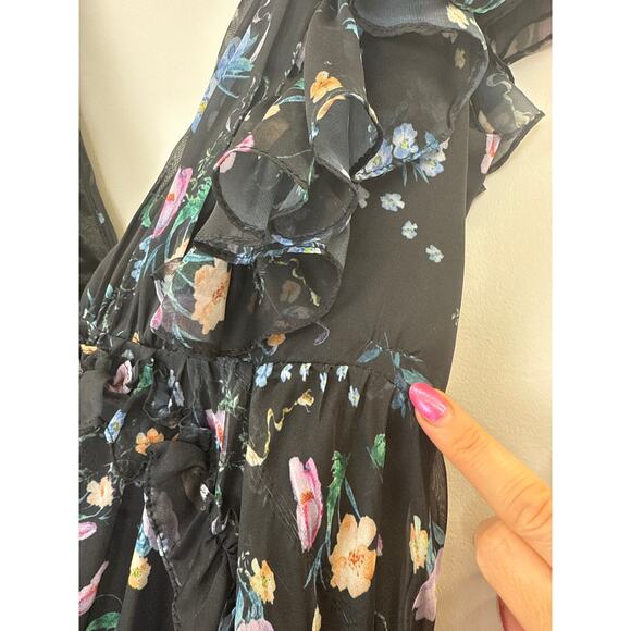 leena for Mac Duggal
Ruffled Floral Gown 💘 - Picture 10 of 16